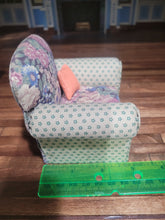 Load image into Gallery viewer, 3pc Faded Floral Sofa, Ottoman and Arm Chair Set *Pre-Owned*
