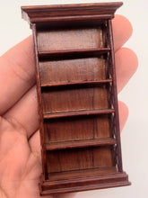 Load image into Gallery viewer, Dollhouse Miniature ~ 1:24 Scale, Lee&#39;s Line 5-Tier Wooden Shelf
