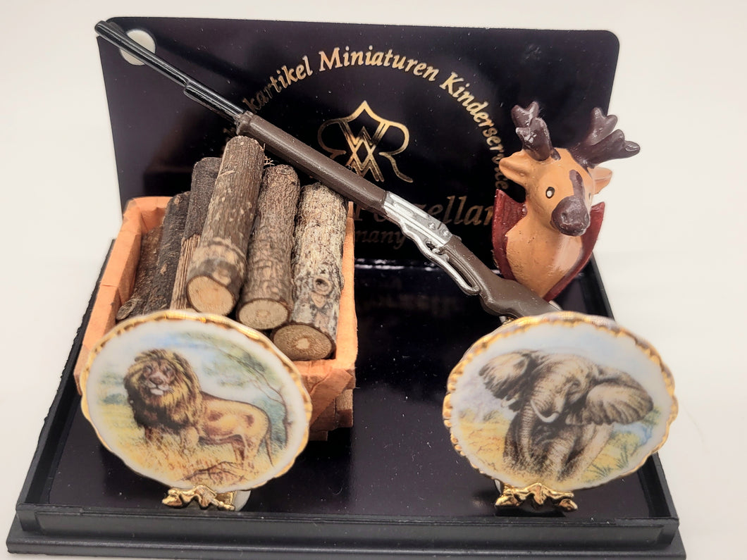 Dollhouse Miniature ~ 1:12 Scale, Hunter Fireplace Mantle Set by Reutter Porcelain