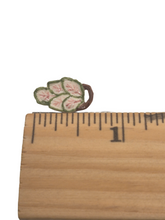 Load image into Gallery viewer, Ron Benson – Handpainted Leaf Serving Dish with Handle
