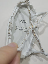 Load image into Gallery viewer, 4pc Bespaq Blue Floral &amp; White Living Room Set
