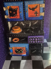 Load image into Gallery viewer, Purple Halloween House w/ Furniture *Pre-Owned*
