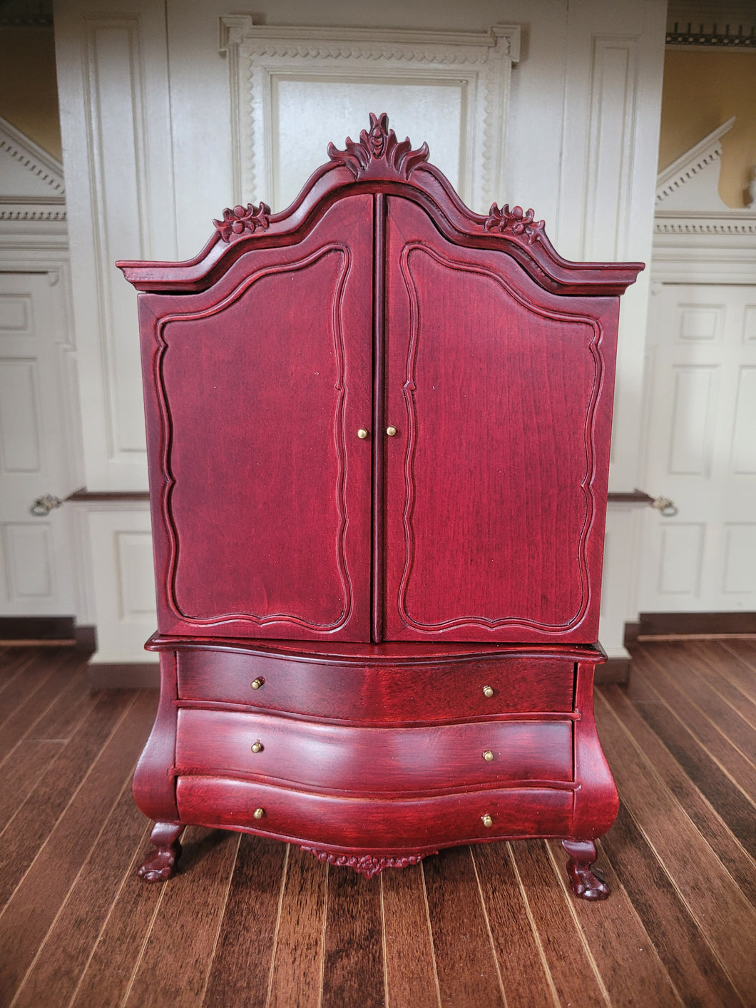 JBM Mahogany Dutch Baby House