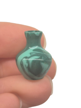 Load image into Gallery viewer, Tom Frey – Green Swirled Vase Handmade
