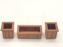 Load image into Gallery viewer, Dollhouse Miniature ~ 1:24 Scale, 3pc Square Planting Pots

