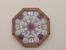 Load image into Gallery viewer, 1½&quot; Sailor&#39;s Valentine – Flowers &amp; Sand Dollars - by Pam Friend
