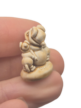 Load image into Gallery viewer, Zadar – Unpainted Metal Mice Making Mouse Snowman Figurine
