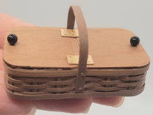 Load image into Gallery viewer, Al Chandronnait – Wooden Picnic Basket with Hinges
