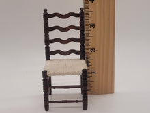Load image into Gallery viewer, Desk and White Chair Set

