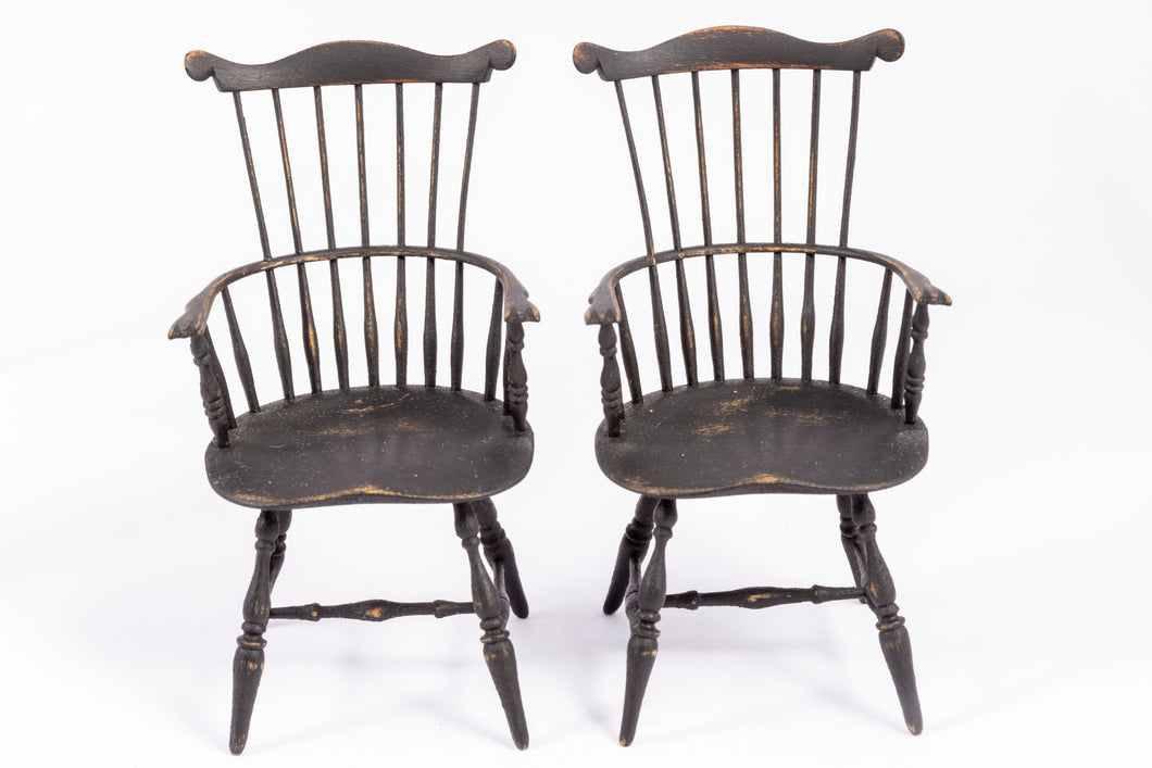 2 Comb Back Windsor Chairs by Mark Murphy (Dutch Colonial Parlor)