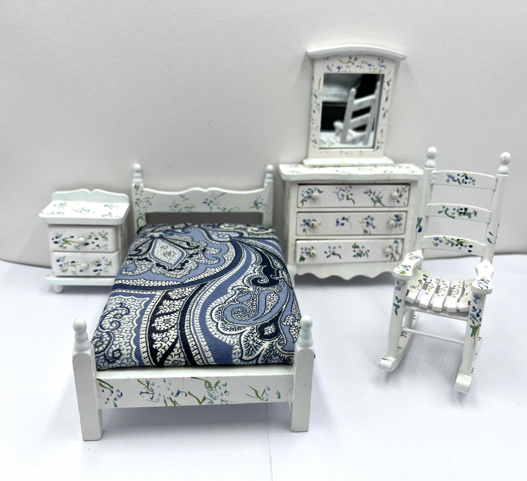 Shades Of Blue Paisley Bedroom Set - 5 Pieces
