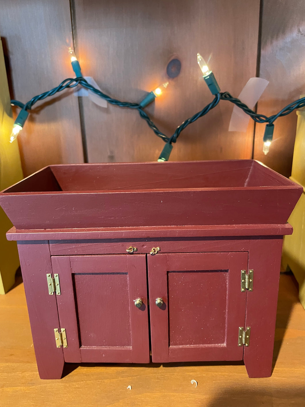 Hitty Scale Burgundy Low Dry Sink Handmade By Roy Bubbenmoyer
